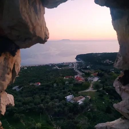 Retzos * Himare