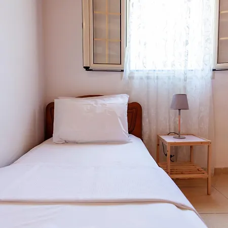 Apartment Retzos *
