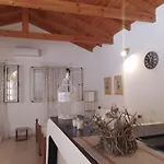 Retzos Apartamento Himarë
